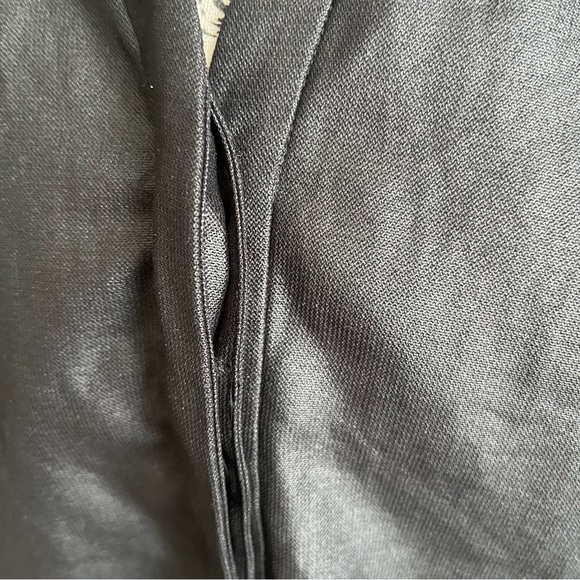 Trouvé Sleeveless Boxy V-Neck Button Down Top Black Sz XS - Picture 5 of 15